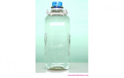 a glass jar